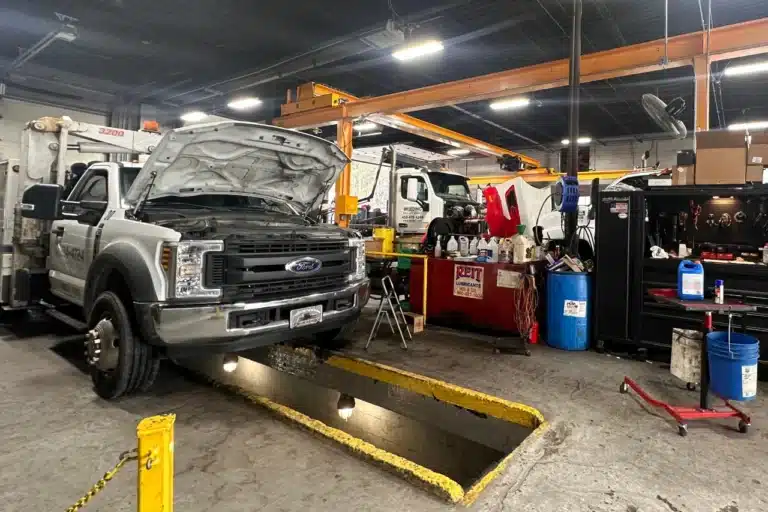 image of truck maintenance services